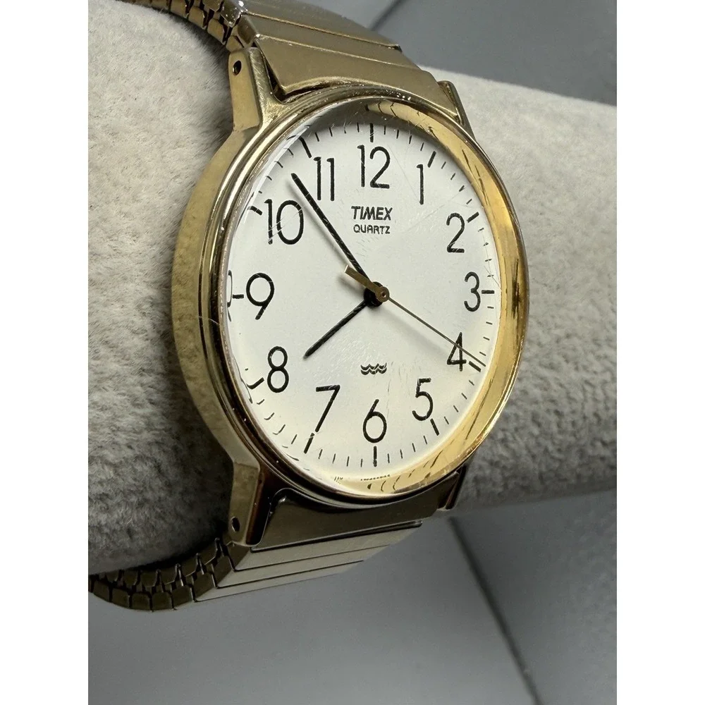 Timex Vintage 1991 Mens‎ Watch New Battery 32MM 6.75